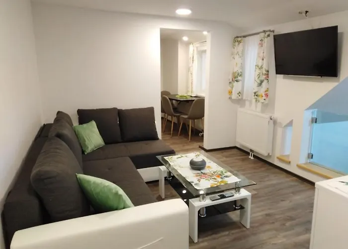 Bauer 2 * Trattenbach